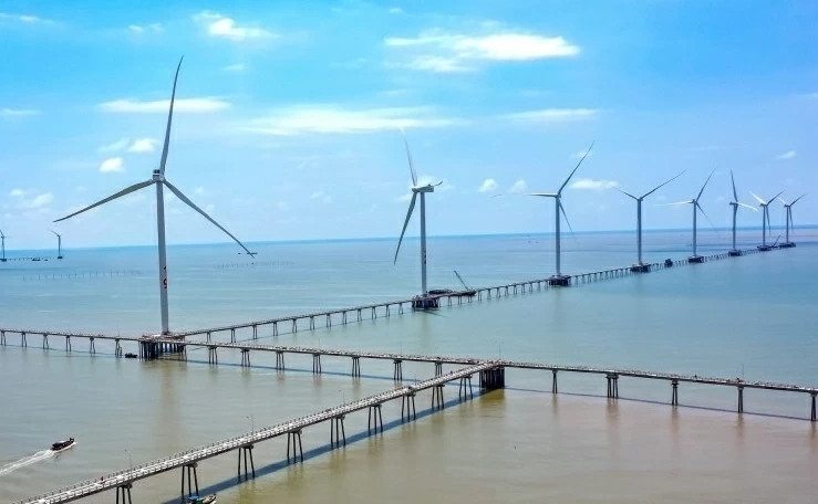Tập đoàn Sao Mai đề nghị đầu tư nhà máy điện gió tại Trà Vinh