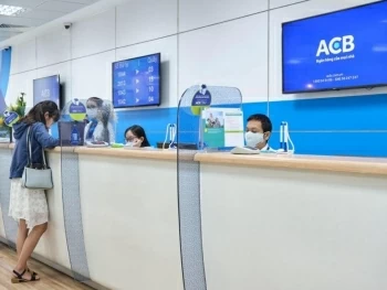 ACB lãi hơn 5.600 tỷ đồng trong quý 2, tỷ lệ nợ xấu nhích lên 1,5%