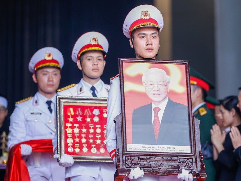 'Đất nước ta chưa bao giờ có được cơ đồ, tiềm lực, vị thế và uy tín quốc tế như ngày nay'