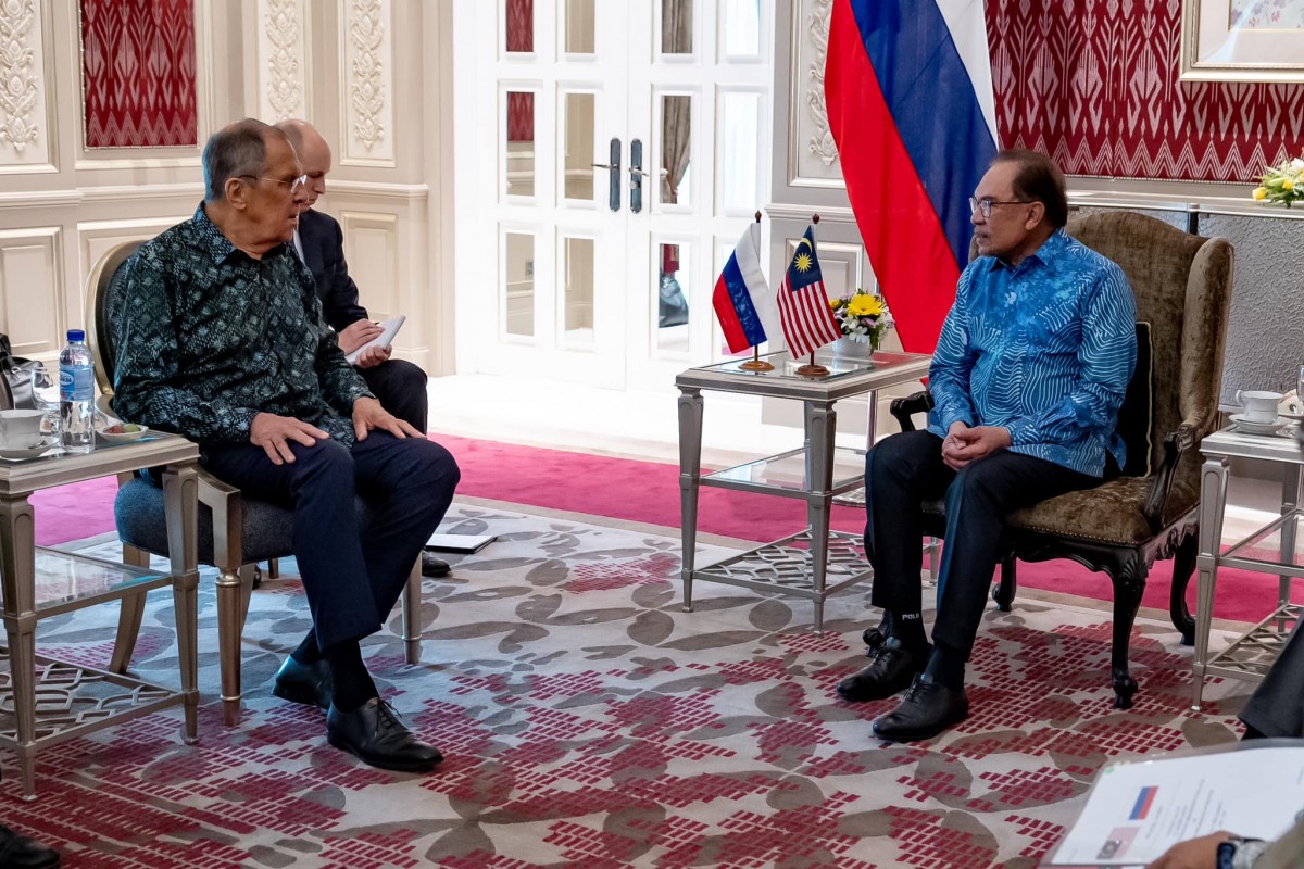 Thủ tướng Anwar Ibrahim đã gặp Ngoại trưởng Nga Sergey Lavrov