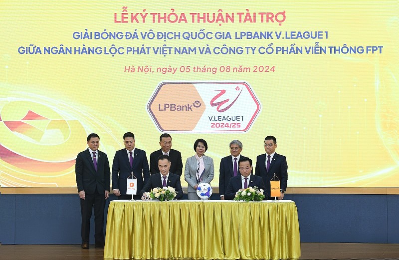 LPBank là nhà tài trợ chính Giải bóng đá VĐQG LPBank V.League 1 – 2024/25