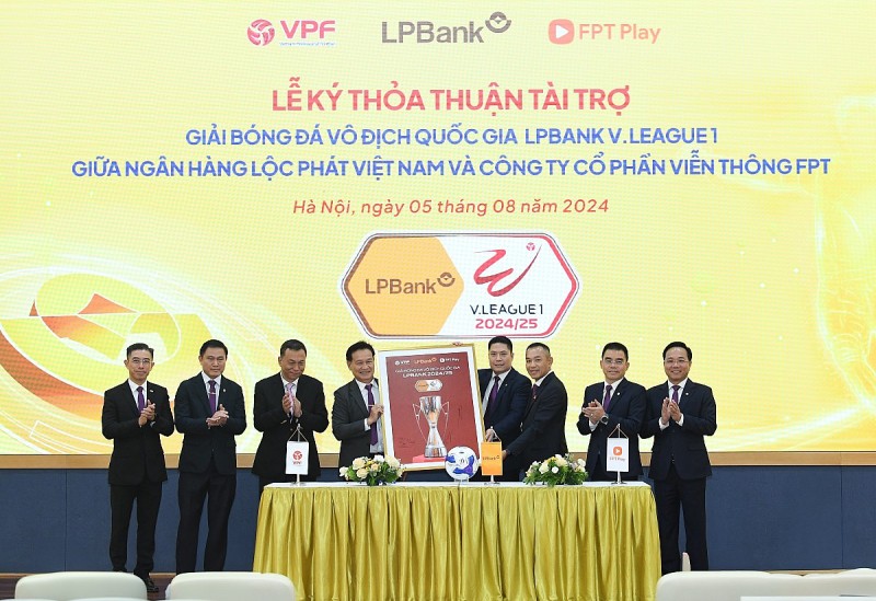 LPBank là nhà tài trợ chính Giải bóng đá VĐQG LPBank V.League 1 – 2024/25