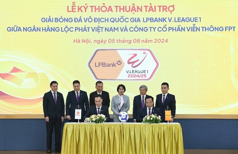 LPBank là nhà tài trợ chính Giải bóng đá VĐQG LPBank V.League 1 – 2024/25