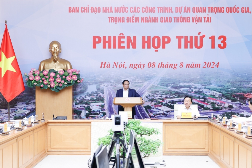 Cả nước hiện có 2.021 km đường bộ cao tốc, hướng đến 5.000 km vào năm 2030