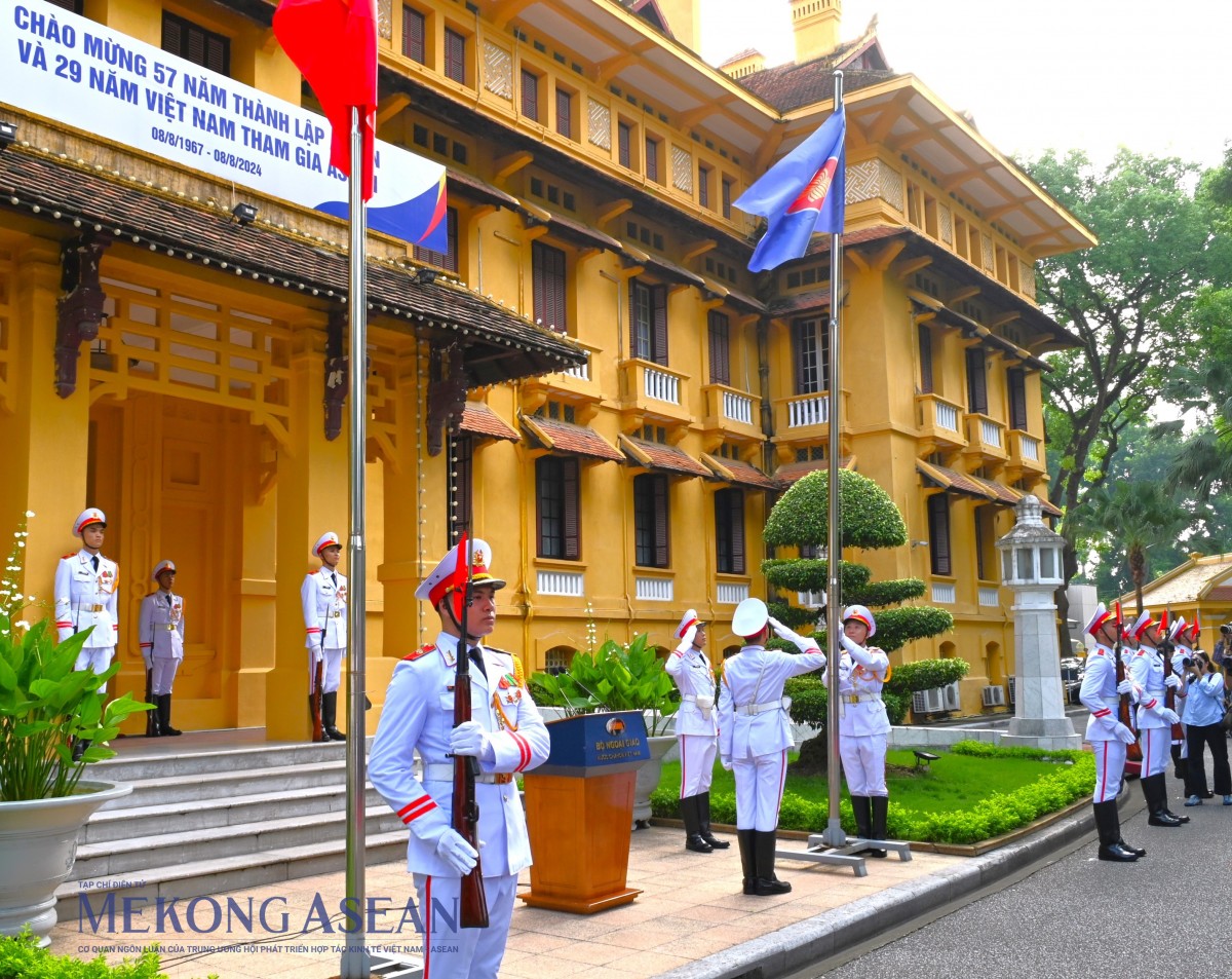 Lễ thượng cờ kỷ niệm 57 năm Ngày thành lập ASEAN