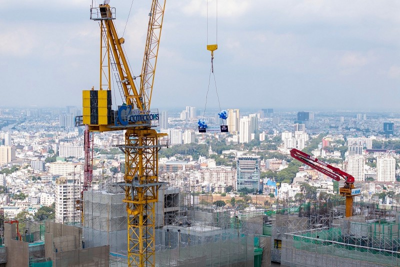 'So tài kinh doanh' của hai nhà thầu xây dựng dân dụng đầu ngành