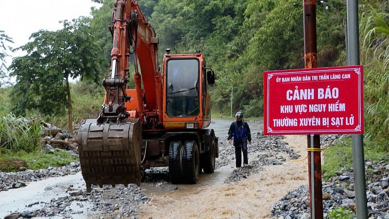 Thủy điện đồng loạt xả lũ, Yên Bái và các tỉnh phía Bắc tiếp tục ngập nặng