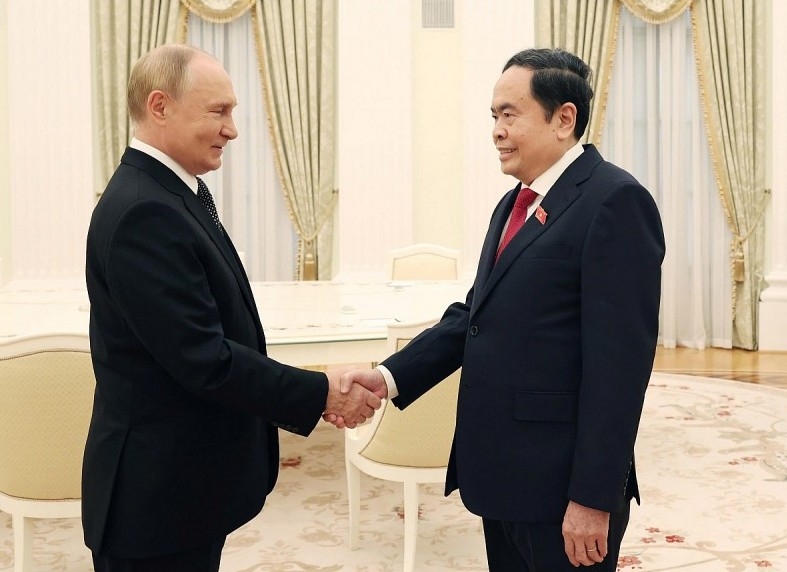 Chủ tịch Quốc hội Trần Thanh Mẫn hội kiến Tổng thống Liên bang Nga Putin