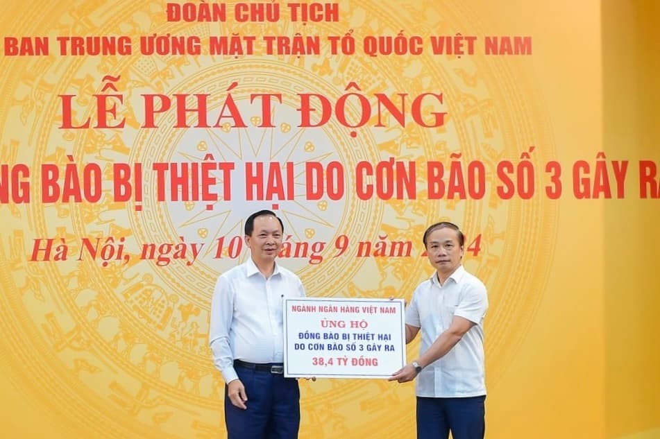 Ngành ngân hàng ủng hộ 38,4 tỷ đồng hỗ trợ khắc phục thiệt hại do bão số 3