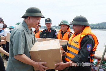 Tổng Bí thư, Chủ tịch nước Tô Lâm kiểm tra công tác phòng, chống lụt bão tại Tuyên Quang