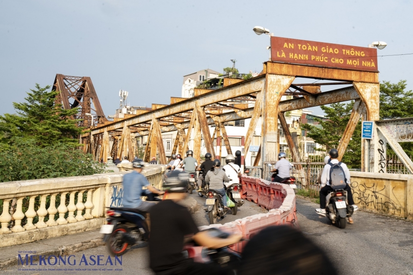 Hà Nội: Giao thông bình thường trở lại trên cầu Long Biên