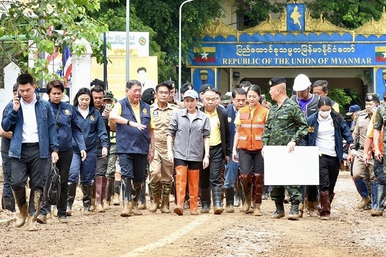 Thủ tướng Thái Lan thăm vùng lũ lụt chịu ảnh hưởng của bão Yagi