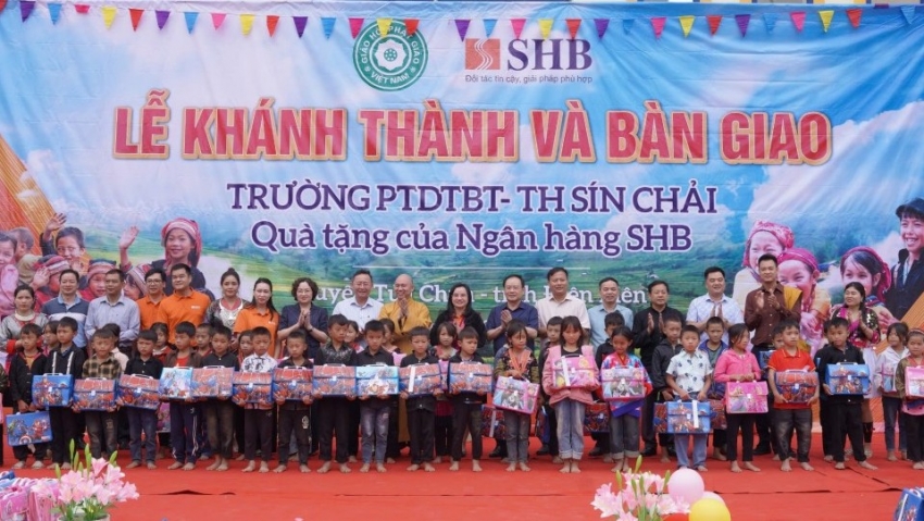 Khánh thành 2 công trình lớp học tại tỉnh Điện Biên do SHB trao tặng