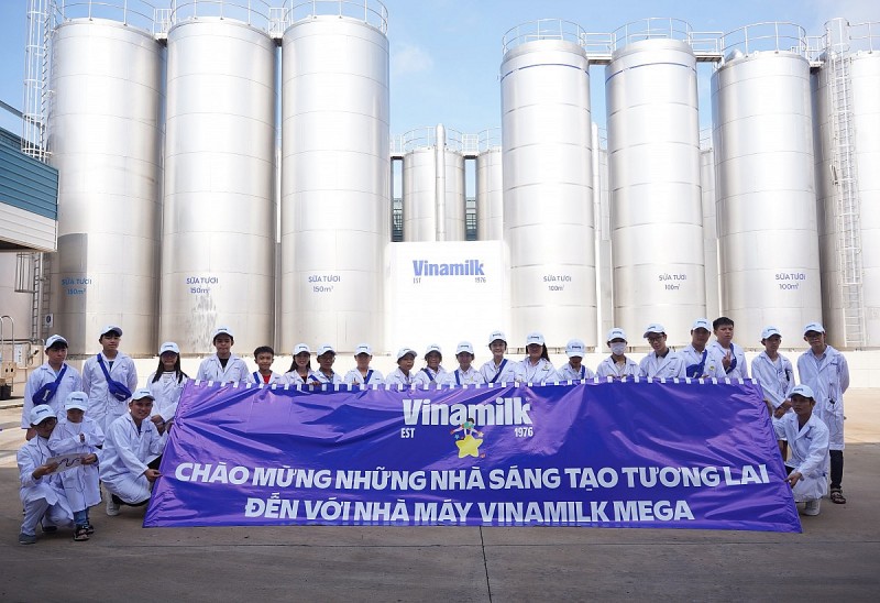 Vinamilk lan tỏa ý thức bảo vệ môi trường qua siêu nhà máy sữa và trang trại Green Farm