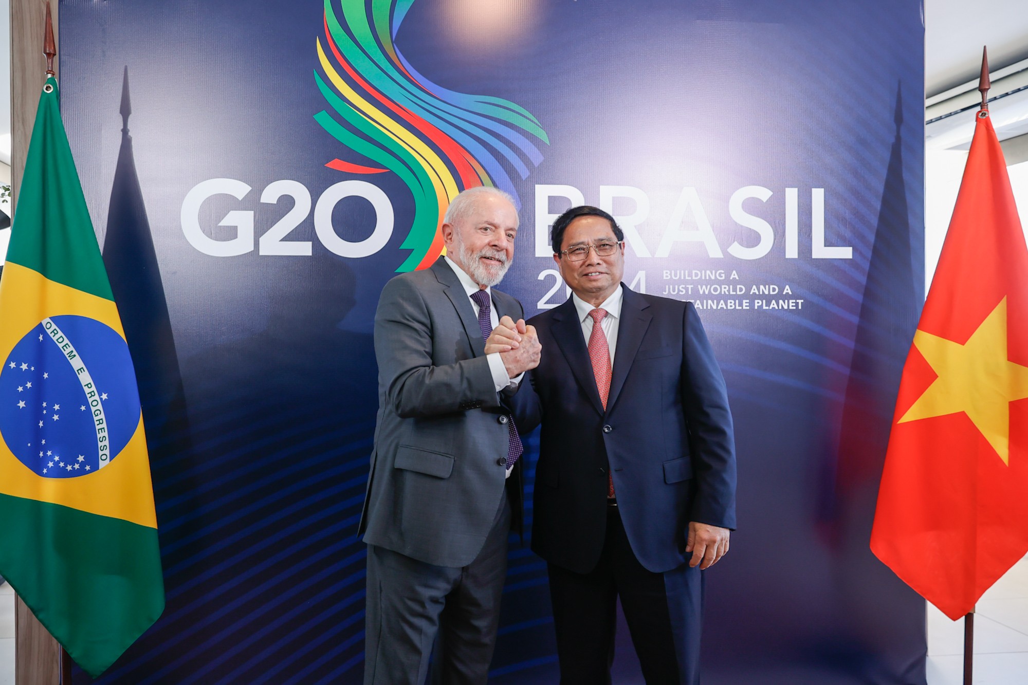 Thủ tướng Chính phủ Phạm Minh Chính và Tổng thống Brazil Luiz Inácio Lula da Silva trước hội đàm. Ảnh: VGP.