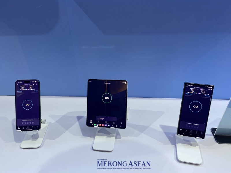 Thiết bị dành cho khách hàng muốn trải nghiệm mạng VinaPhone 5G của VNPT. Ảnh: Hà Anh/Mekong ASEAN.