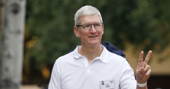 Tim Cook nhận được gần 100 triệu USD tiền lương năm 2021