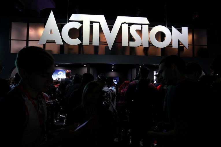 Gian h&agrave;ng của Activision tại Triển l&atilde;m Điện tử Giải tr&iacute; 2017 tại LA, Mỹ. Ảnh: Reuters