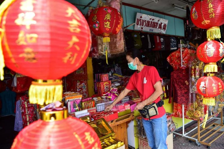 Một cửa h&agrave;ng tại tỉnh Narathiwat, ph&iacute;a nam Th&aacute;i Lan. Ảnh: AFP