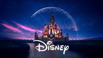 Disney &apos;phả hơi nóng&apos; vào Netflix nhờ tăng trưởng người dùng