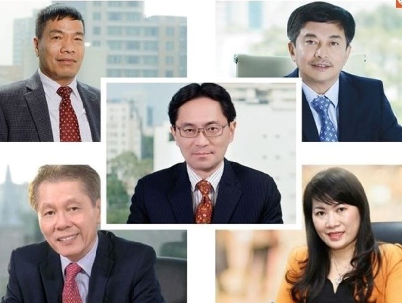 5 đời Chủ tịch Eximbank từ 2019 đến nay: &Ocirc;ng Yasuhiro Saitoh (giữa), từ tr&aacute;i qua l&agrave; c&aacute;c &ocirc;ng b&agrave; Cao Xu&acirc;n Ninh, Nguyễn Quang Th&ocirc;ng, L&ecirc; Minh Quốc v&agrave; Lương Thị Cẩm T&uacute;.