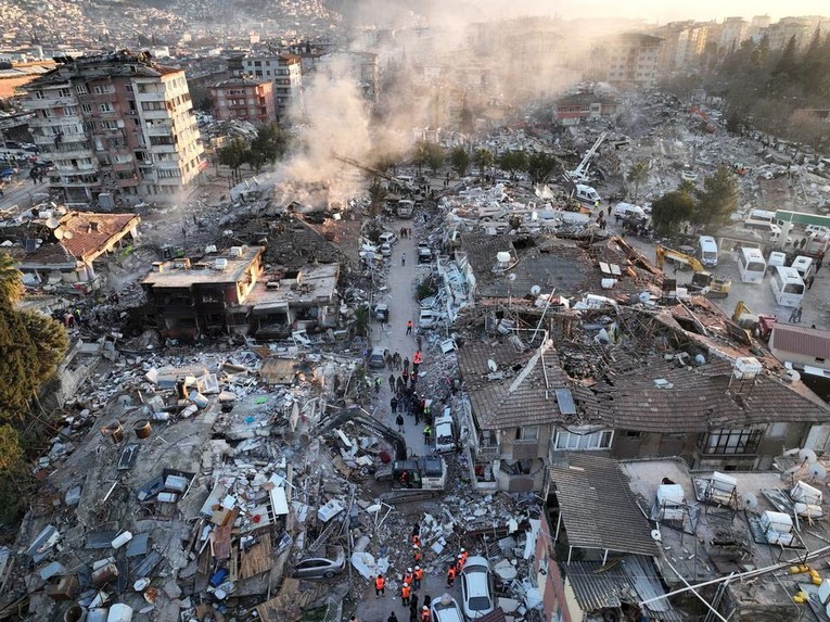 Quang cảnh hoang t&agrave;n tại Hatay, Thổ Nhĩ Kỳ sau động đất. Ảnh: Reuters