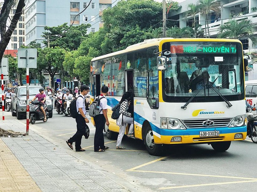 Đ&agrave; Nẵng triển khai thanh to&aacute;n v&eacute; xe bus qua QR code