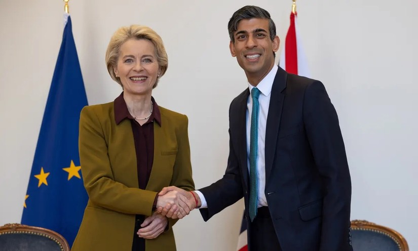 Thủ tướng Anh Rishi Sunak v&agrave; Chủ tịch Ủy ban ch&acirc;u &Acirc;u Ursula von der Leyen. Ảnh: Shutterstock