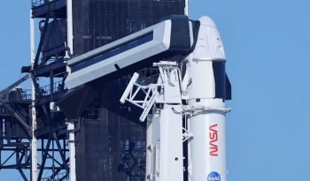 NASA và SpaceX hoãn sứ mệnh đưa phi hành gia lên trạm ISS