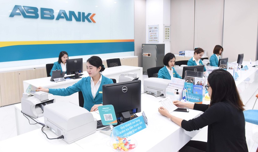 ABBank miễn nhiệm một ph&oacute; tổng gi&aacute;m đốc