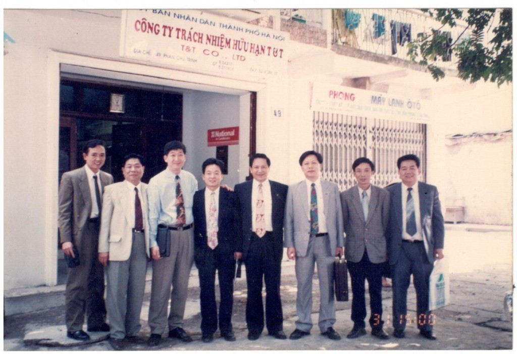 C&ocirc;ng ty TNHH T&amp;amp;amp;amp;T (tiền th&acirc;n của Tập đo&agrave;n T&amp;amp;amp;amp;T) th&agrave;nh lập năm 1993.