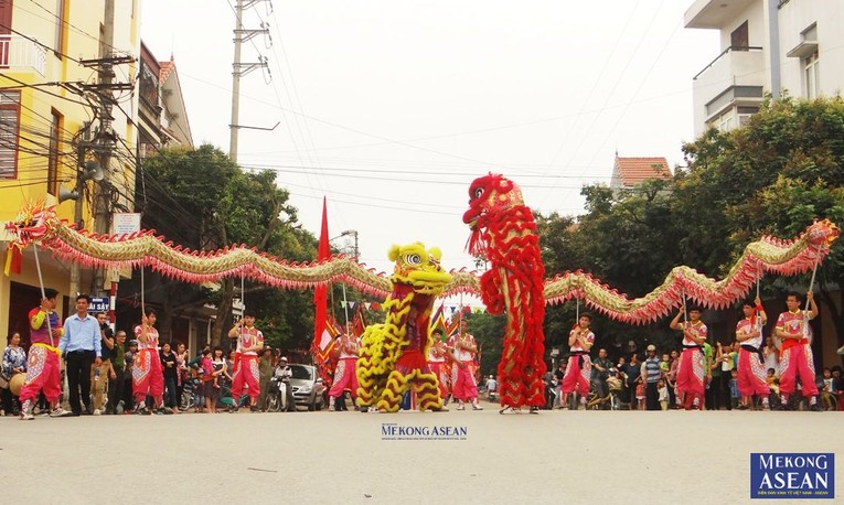 Khu di t&iacute;ch quốc gia đặc biệt phố Hiến gồm 16 di t&iacute;ch ti&ecirc;u biểu hợp th&agrave;nh. Để tiếp tục bảo tồn, ph&aacute;t huy gi&aacute; trị to lớn của khu di t&iacute;ch phố Hiến xứng tầm với di t&iacute;ch quốc gia đặc biệt, tỉnh Hưng Y&ecirc;n v&agrave; th&agrave;nh phố Hưng Y&ecirc;n tiếp tục huy động c&aacute;c nguồn vốn thực hiện dự &aacute;n quy hoạch tổng thể bảo tồn, t&ocirc;n tạo v&agrave; ph&aacute;t huy gi&aacute; trị đ&ocirc; thị cổ phố Hiến, gắn với ph&aacute;t triển du lịch&hellip;