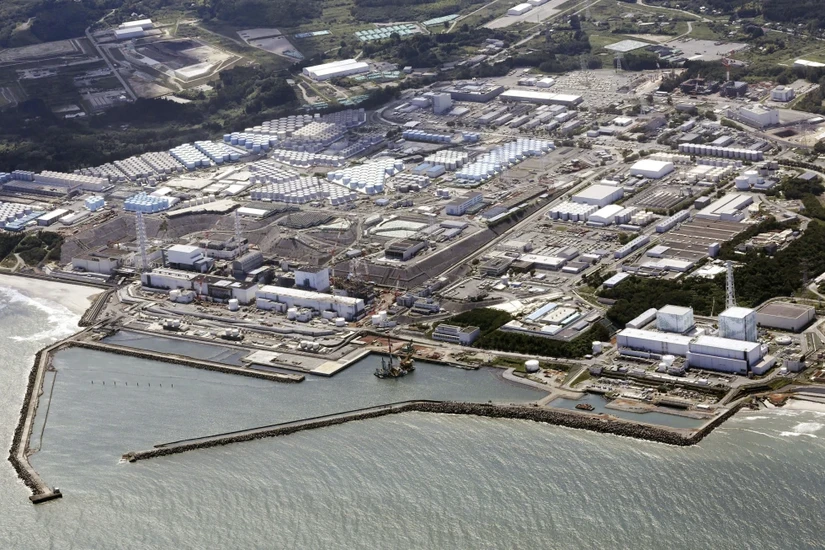 Nh&agrave; m&aacute;y điện hạt nh&acirc;n Fukushima Daiichi ở thị trấn Okuma, đ&ocirc;ng bắc Nhật Bản. Ảnh: AP