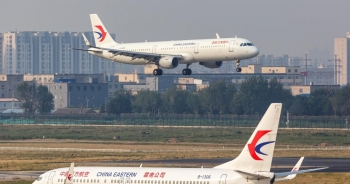 Doanh thu China Eastern Airlines sụt giảm do vụ tai nạn máy bay Boeing 737