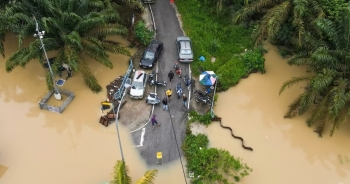 Số người phải sơ tán vì lũ lụt tại Malaysia tăng lên 53.000