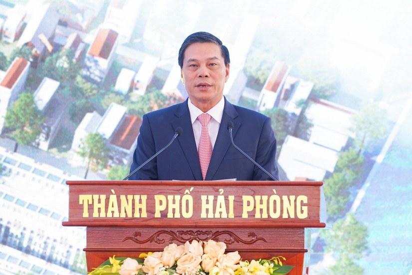 Chủ tịch UBND th&agrave;nh phố Nguyễn Văn T&ugrave;ng ph&aacute;t biểu tại Lễ khởi c&ocirc;ng Dự &aacute;n. Ảnh: Haiphong.gov.vn