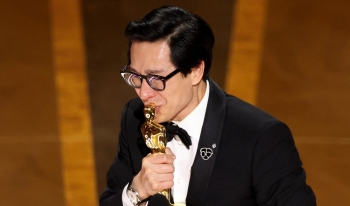 Diễn viên Quan Kế Huy đoạt tượng vàng tại Oscar 2023