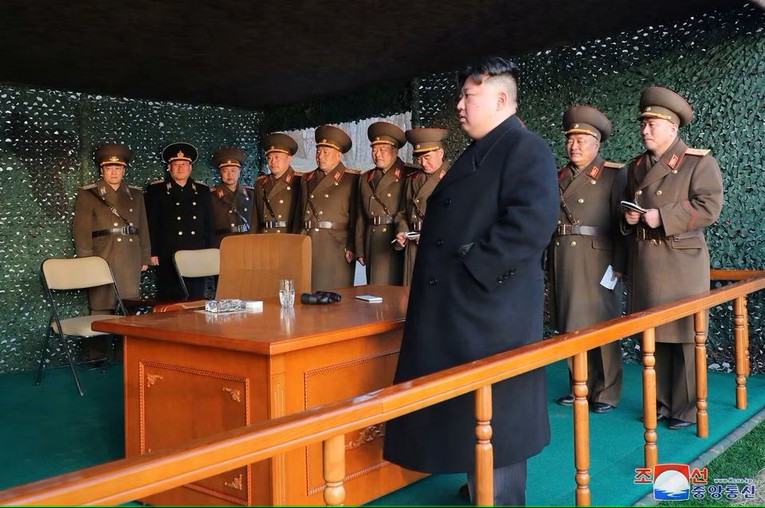 &Ocirc;ng Kim Jong-un k&ecirc;u gọi Triều Ti&ecirc;n sẵn s&agrave;ng tấn c&ocirc;ng hạt nh&acirc;n ảnh 1