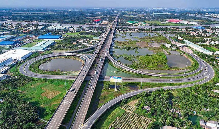 Thủ tướng đặt mục ti&ecirc;u giải ng&acirc;n vốn đầu tư c&ocirc;ng 2023 tr&ecirc;n 95%.