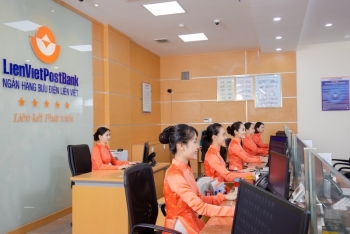 Người nhà lãnh đạo LienVietPostBank hoàn tất bán toàn bộ cổ phiếu LPB