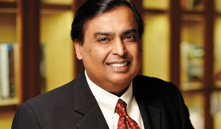 Tỷ ph&uacute; đa ng&agrave;nh Ấn Độ Mukesh Ambani. Ảnh: Startup Talky