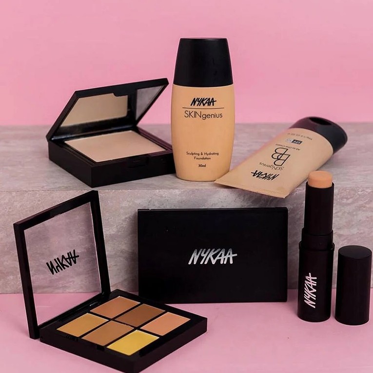 C&aacute;c sản phẩm trang điểm đa dạng do ch&iacute;nh Nykaa sản xuất. Ảnh: Nykaa