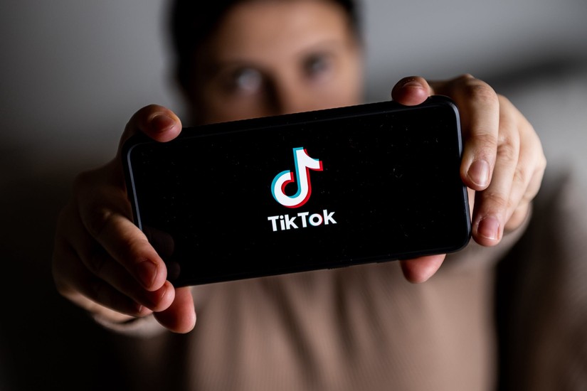 Anh phạt TikTok hơn 3 triệu USD v&igrave; lạm dụng dữ liệu trẻ em