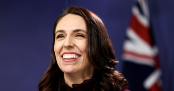 Cựu Thủ tướng New Zealand Jacinda Ardern phát biểu lần cuối trước Quốc hội