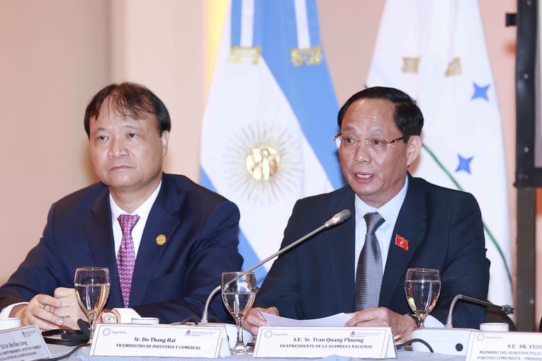 Việt Nam - Argentina c&oacute; tiềm năng trở th&agrave;nh điểm trung chuyển h&agrave;ng h&oacute;a ảnh 2