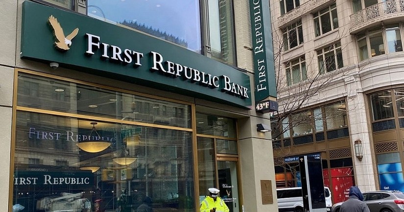 Dow Jones l&ugrave;i s&acirc;u khi thị trường dấy l&ecirc;n lo ngại về First Republic Bank