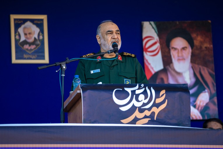 Tư lệnh Lực lượng Vệ binh C&aacute;ch mạng Hồi gi&aacute;o Iran (IRGC) Hossein Salami. Ảnh: AFP