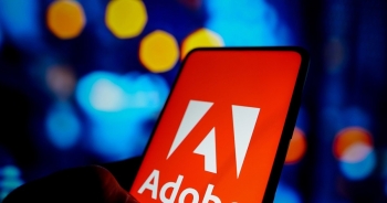 Adobe ra mắt trợ lý AI &apos;trò chuyện&apos; với file PDF