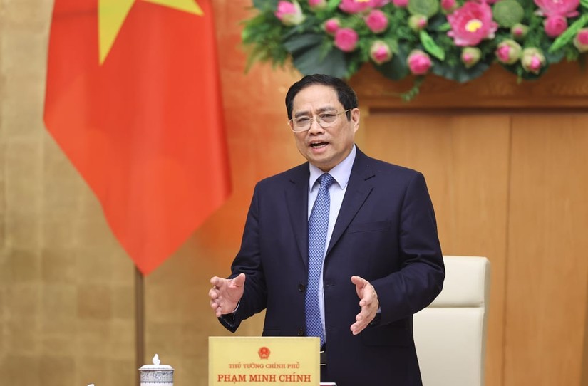Thủ tướng: Khẩn trương n&acirc;ng hạng thị trường chứng kho&aacute;n Việt Nam
