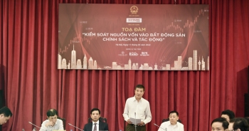 &apos;Trái phiếu doanh nghiệp là nguồn vốn thích hợp cho bất động sản&apos;